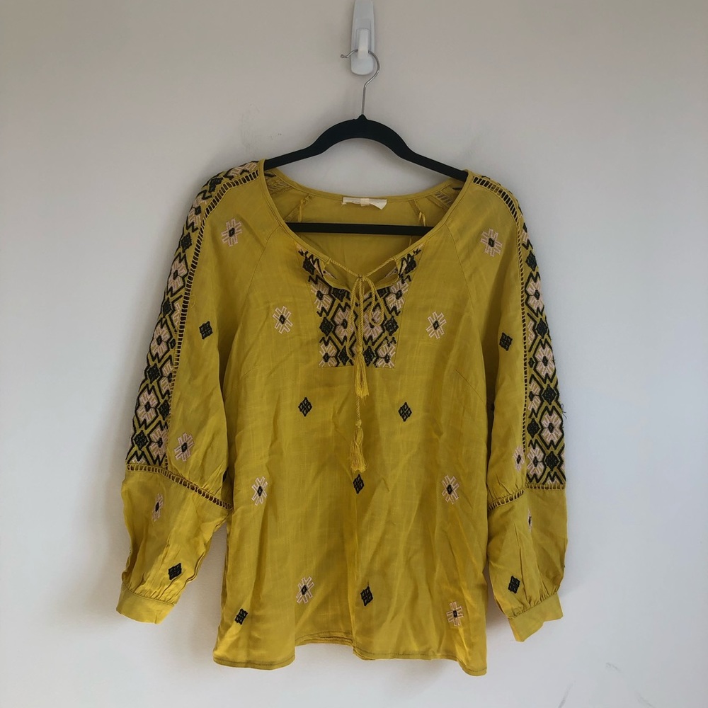 SOLITAIRE  Embroidered Rayon Top